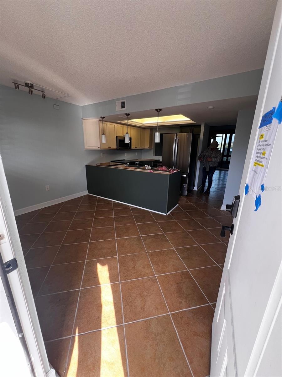 Image 3 of 22 For 19701 Gulf Boulevard 125