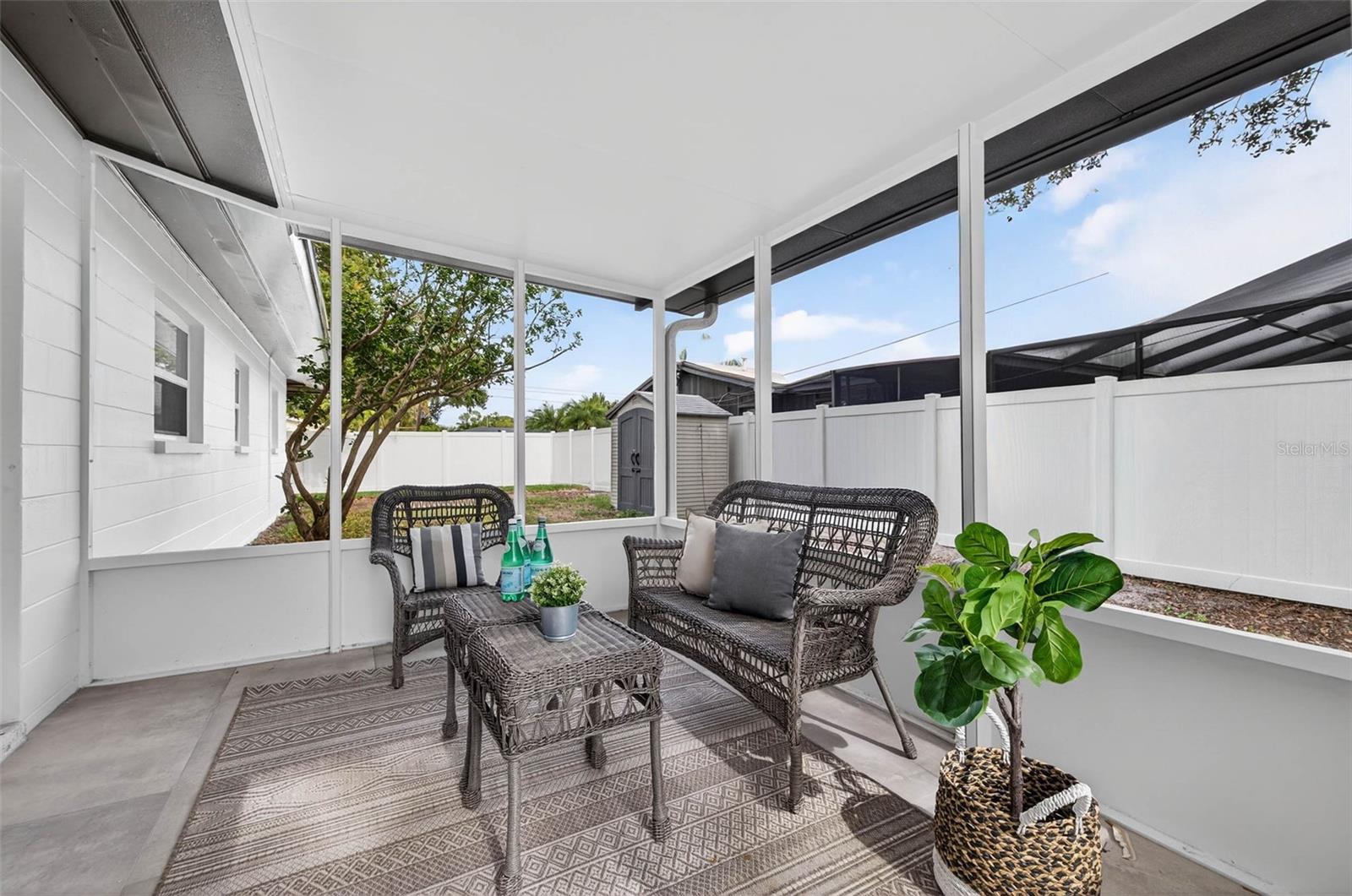 Image 19 of 31 For 4465 1st Way Ne