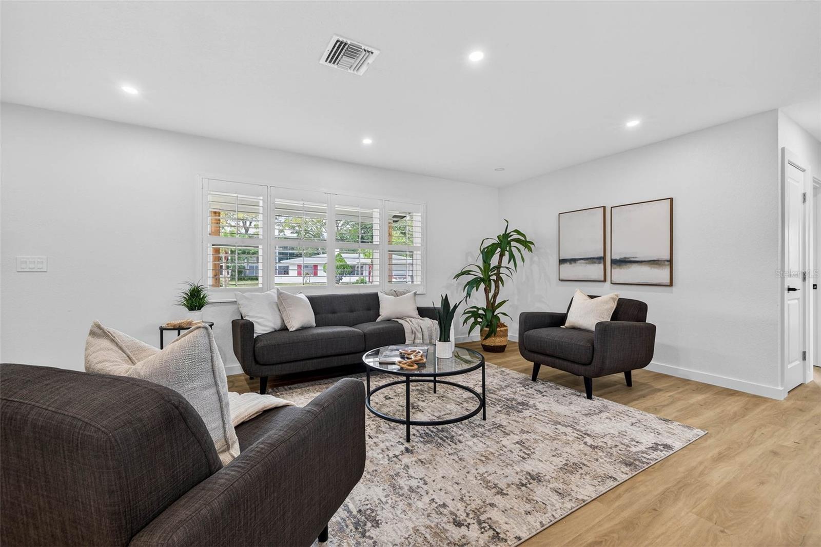 Image 5 of 31 For 4465 1st Way Ne