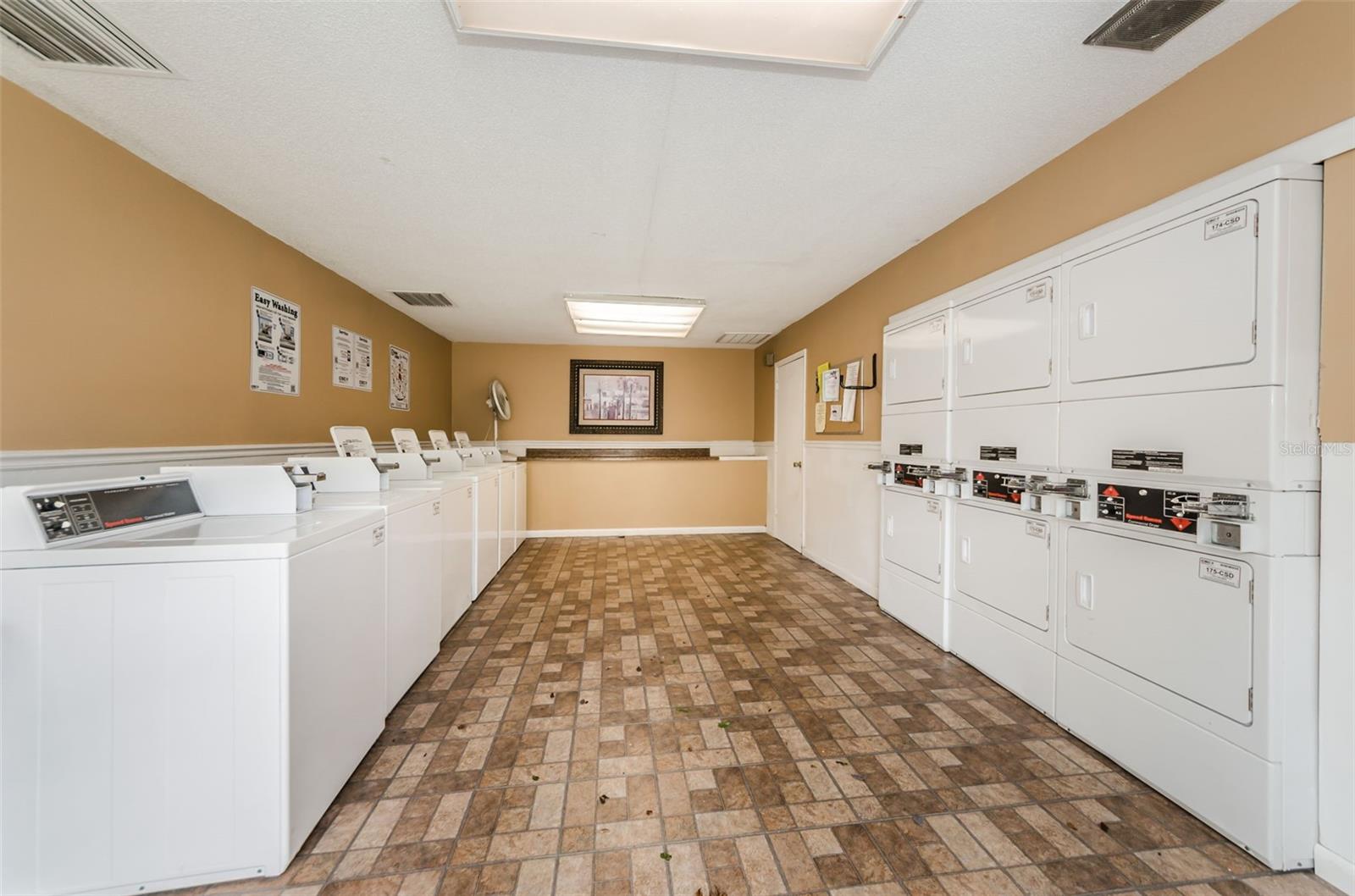 Image 55 of 58 For 455 Palm Harbor Boulevard S 164