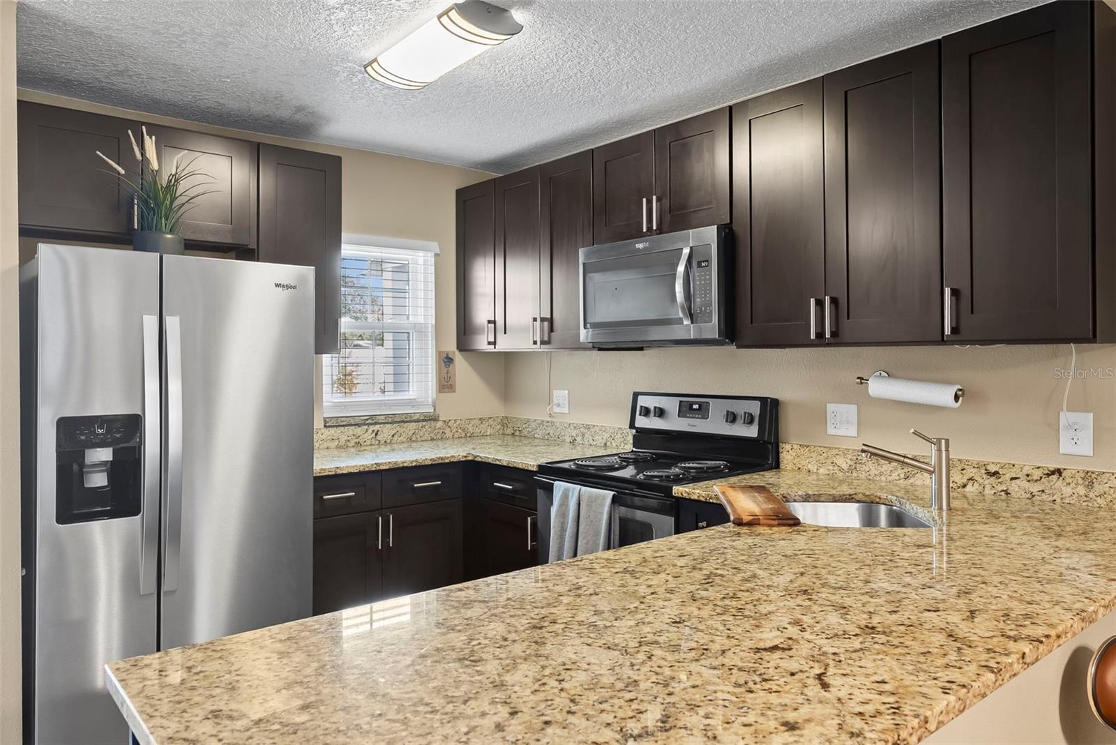 Image 5 of 31 For 3815 Oak Drive G52