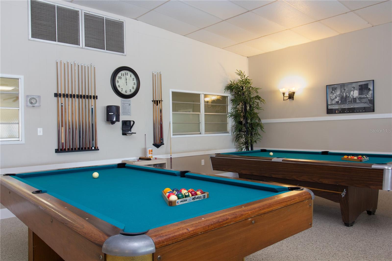 Image 27 of 45 For 1847 Shore Drive S 510