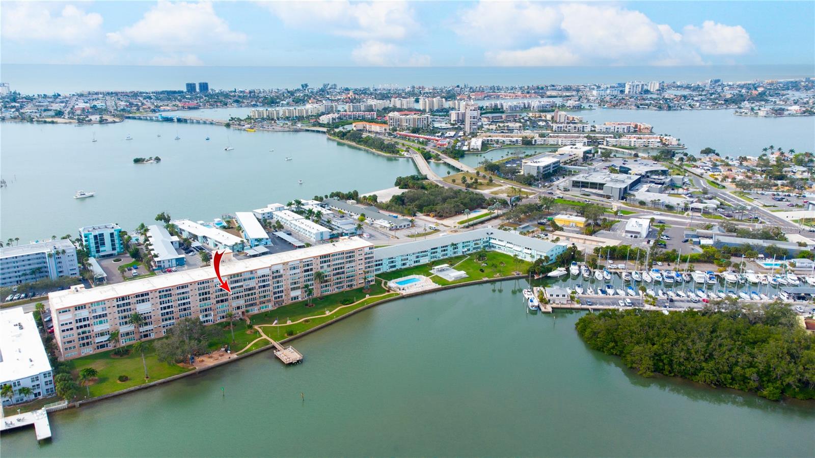 Image 35 of 45 For 1847 Shore Drive S 510