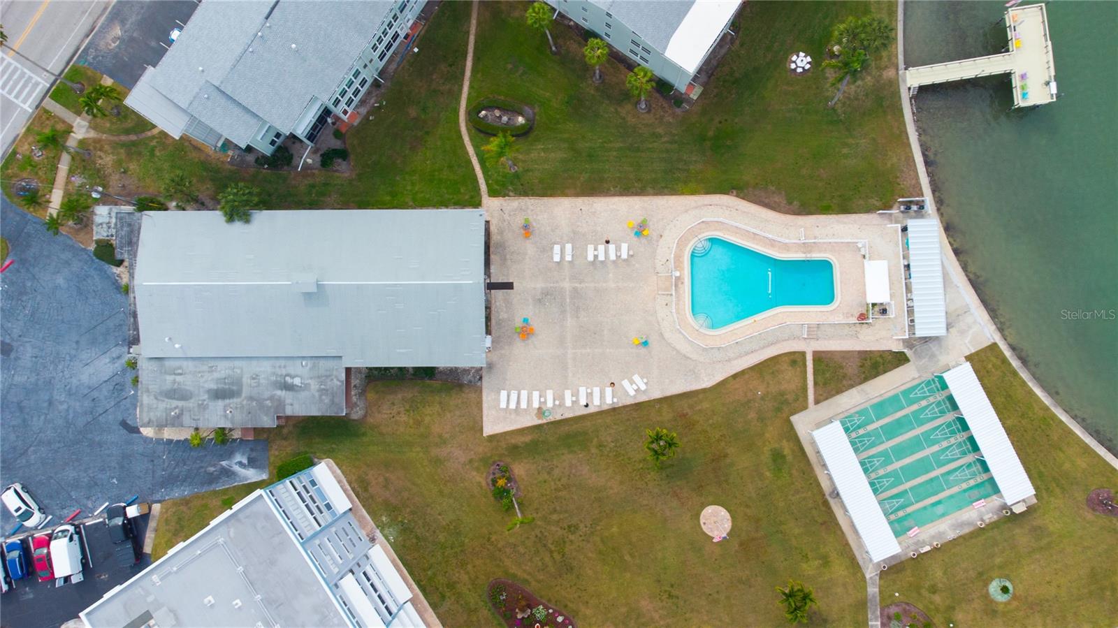 Image 36 of 45 For 1847 Shore Drive S 510