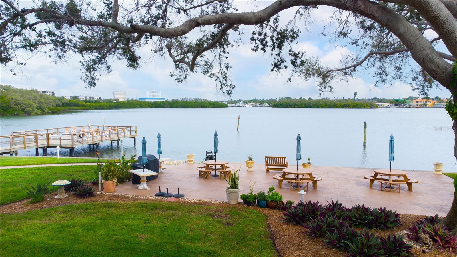 Image 45 of 45 For 1847 Shore Drive S 510