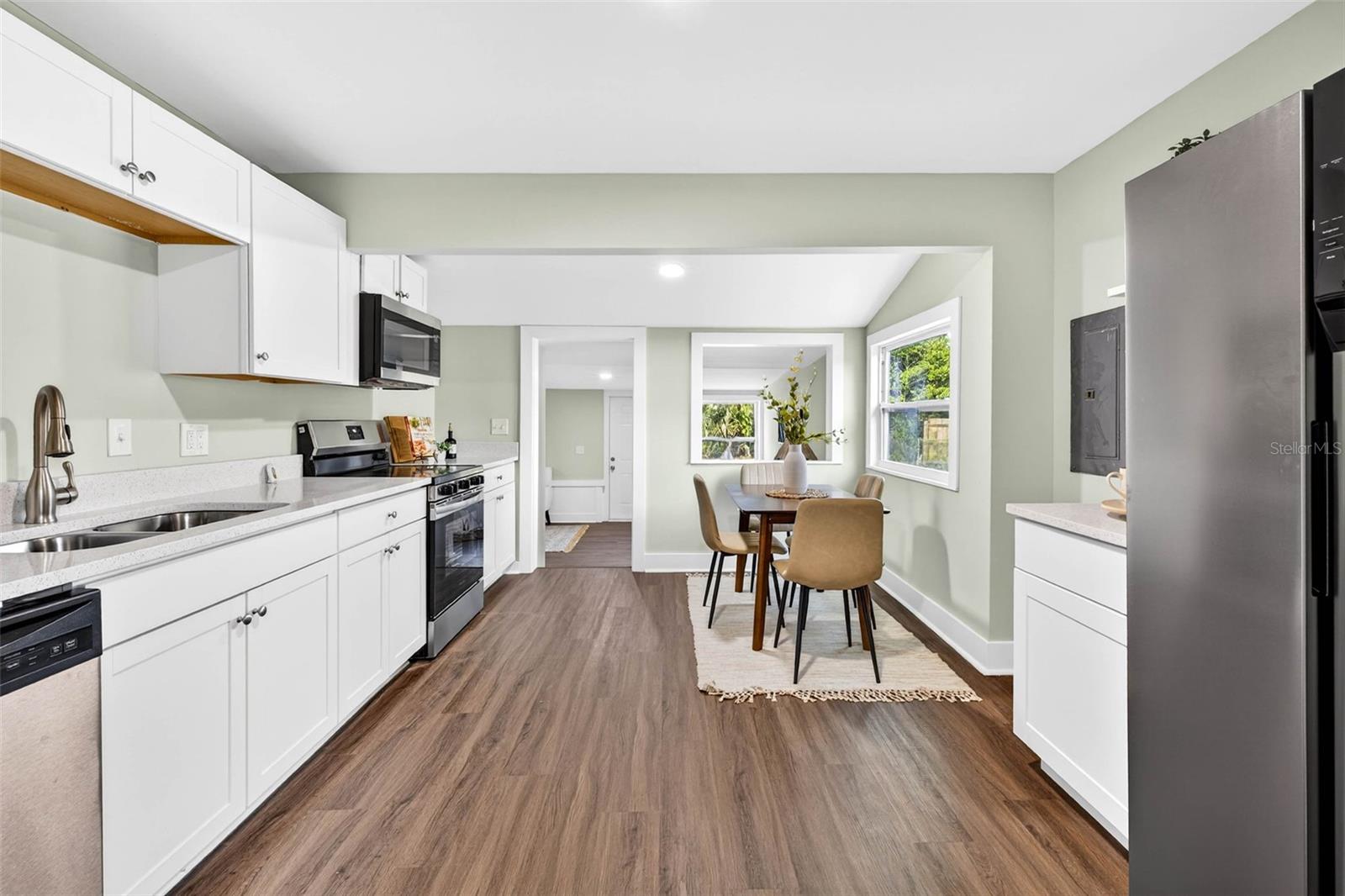 Image 11 of 48 For 4005 51st Avenue N