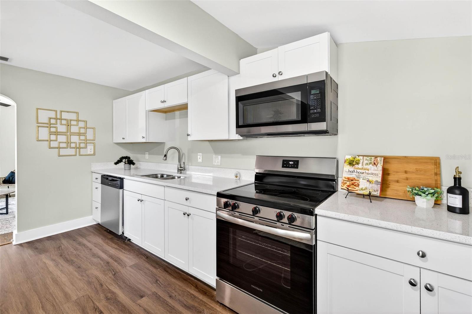 Image 13 of 48 For 4005 51st Avenue N