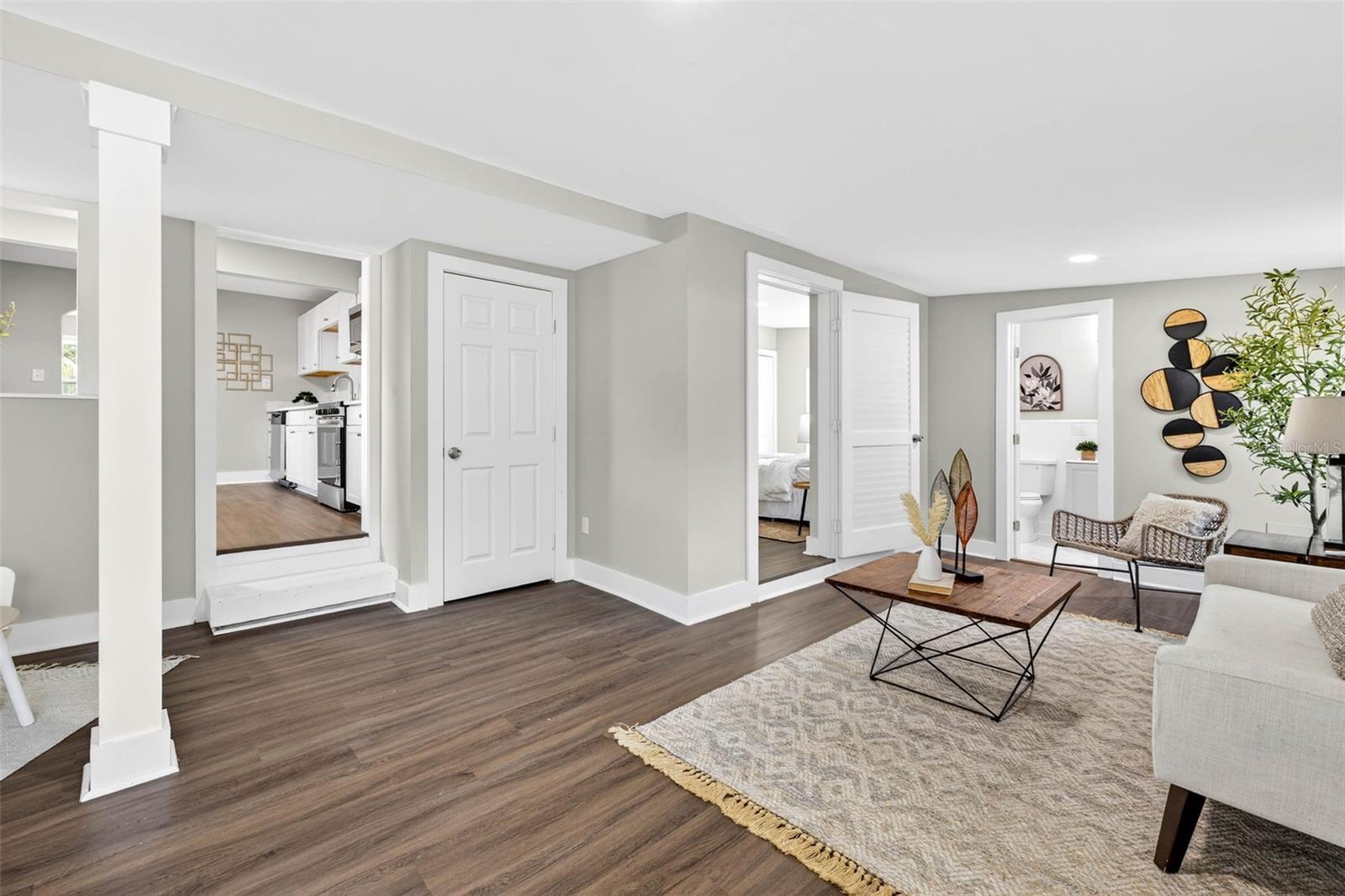 Image 19 of 48 For 4005 51st Avenue N