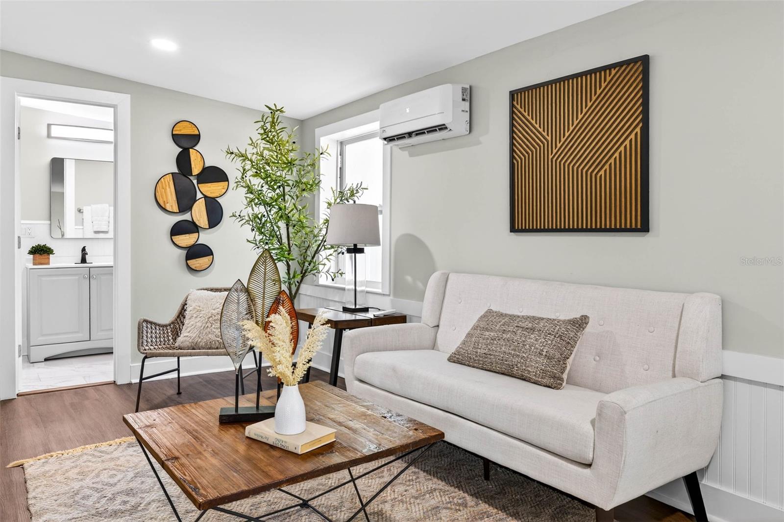 Image 21 of 48 For 4005 51st Avenue N