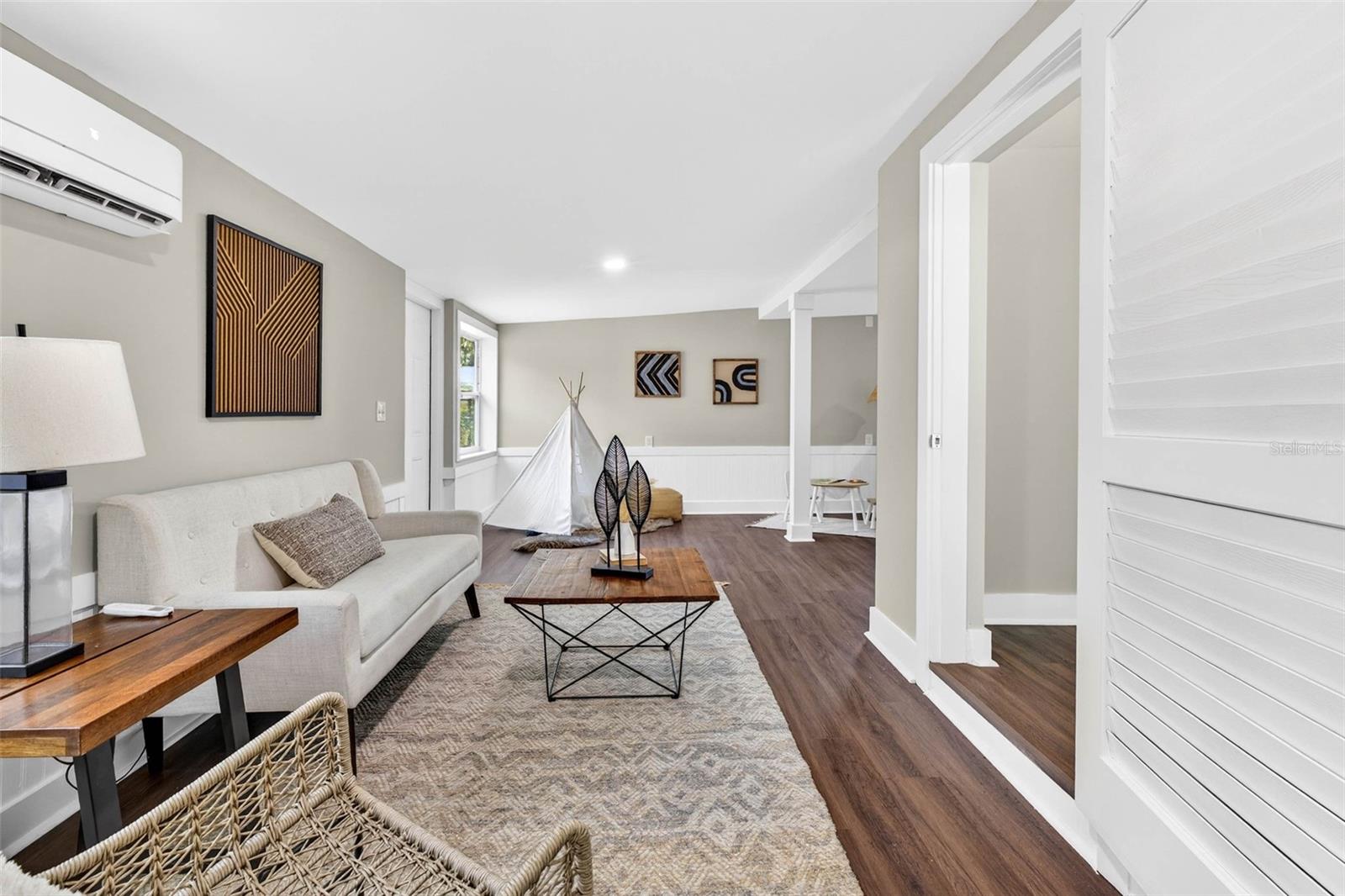 Image 22 of 48 For 4005 51st Avenue N