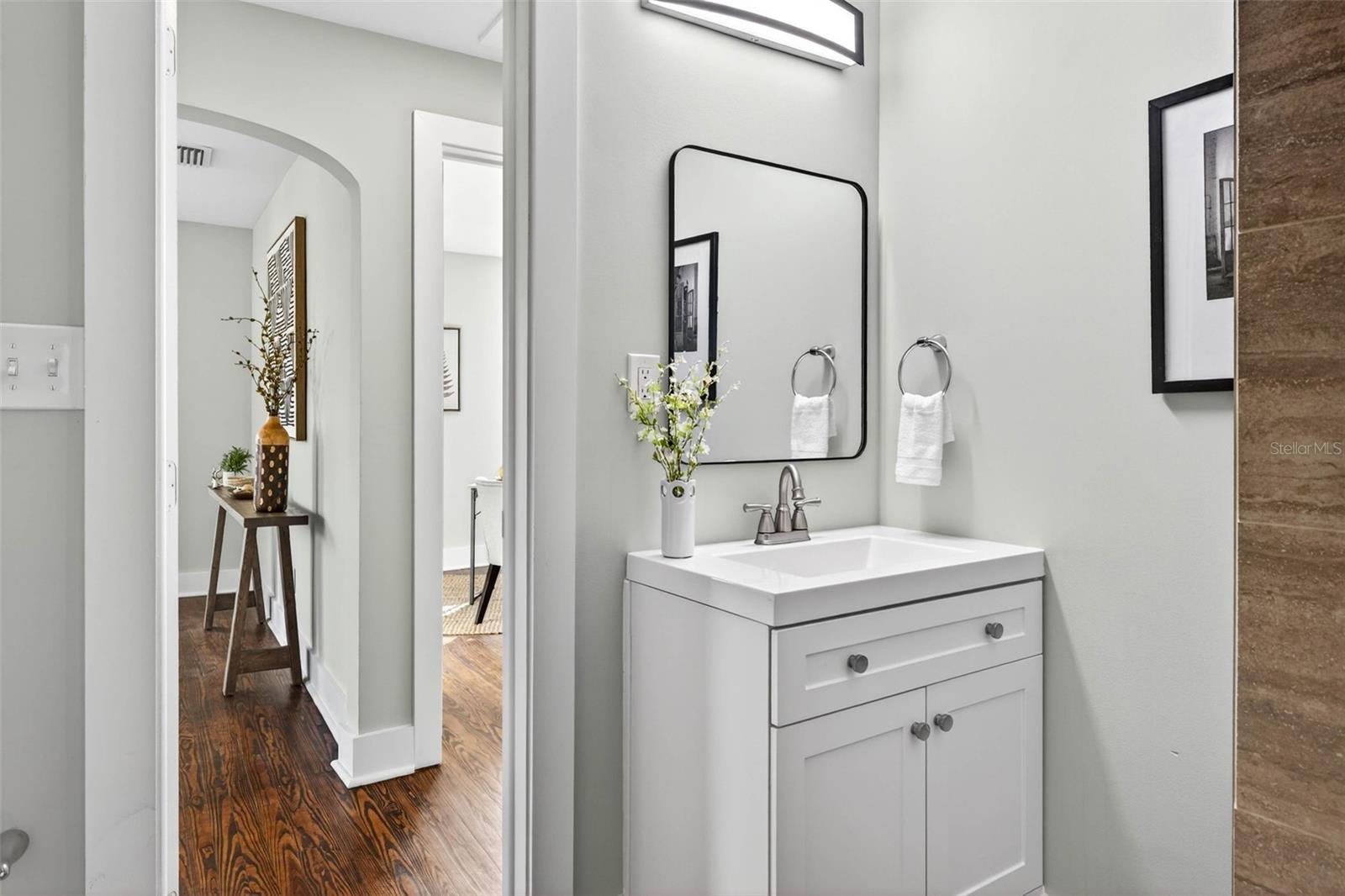 Image 28 of 48 For 4005 51st Avenue N