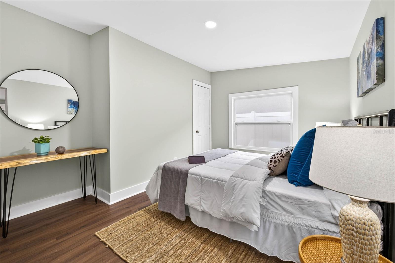 Image 29 of 48 For 4005 51st Avenue N