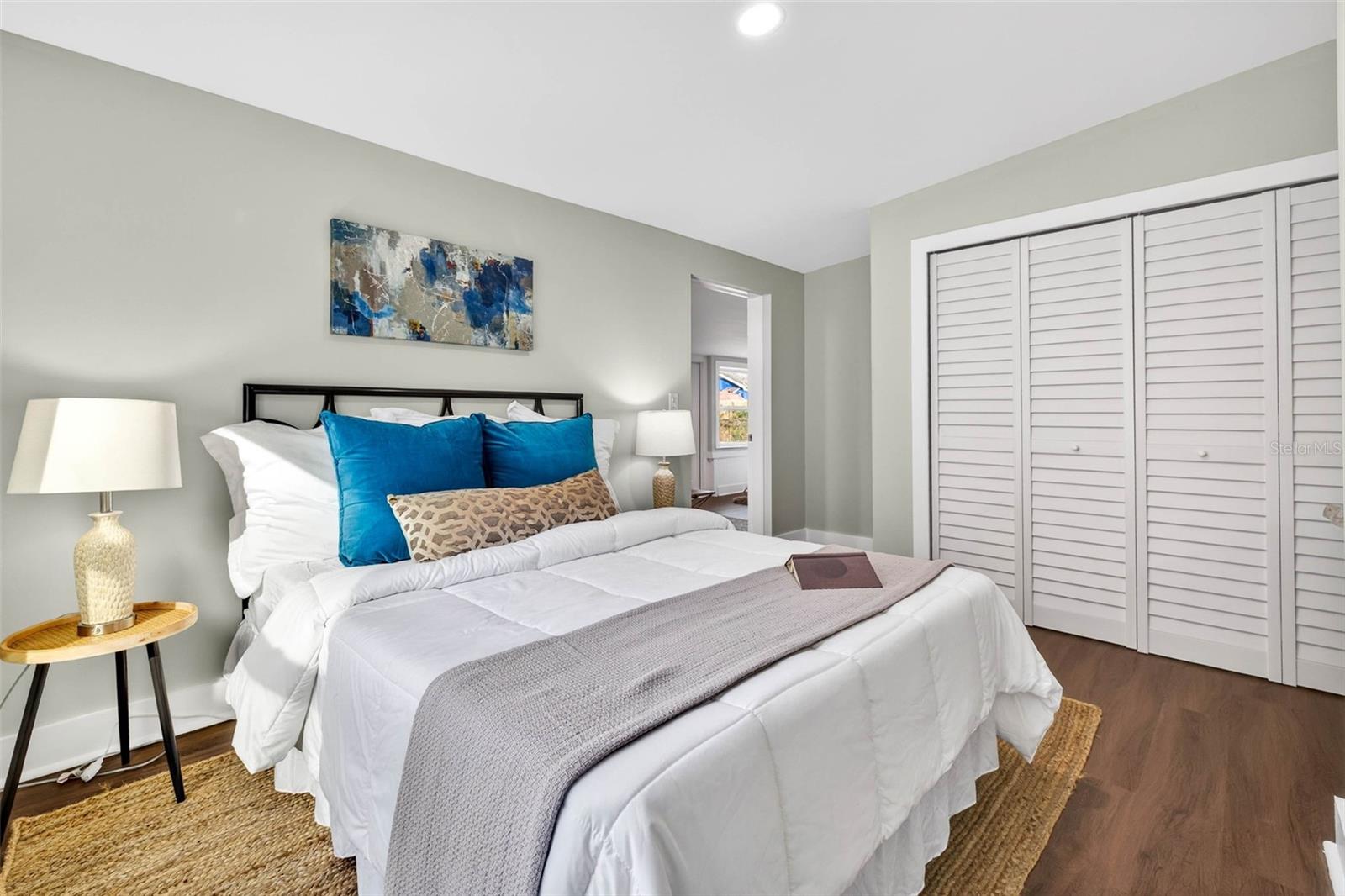 Image 31 of 48 For 4005 51st Avenue N