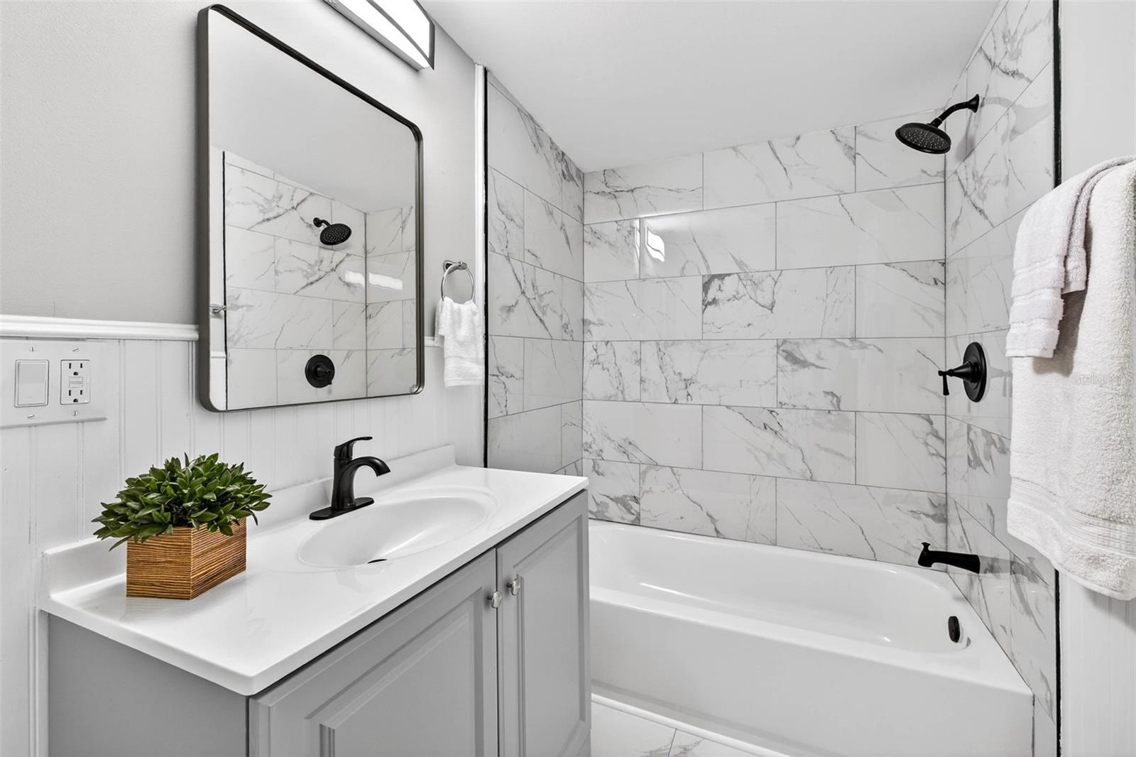 Image 37 of 48 For 4005 51st Avenue N