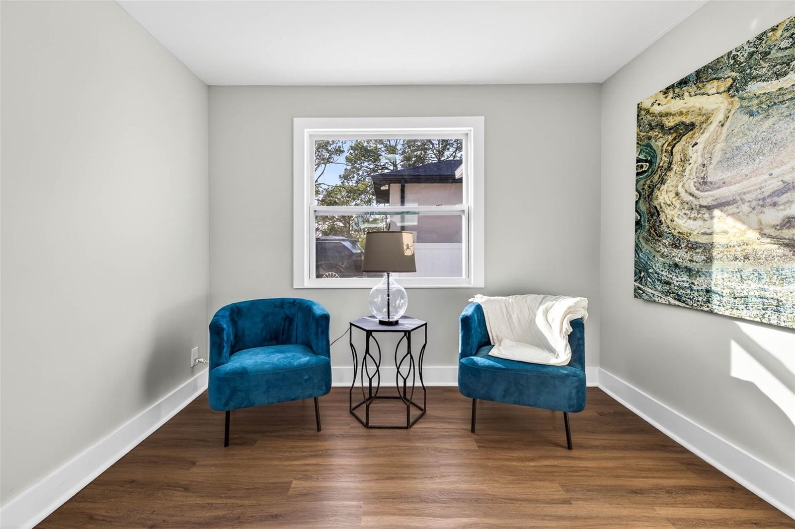 Image 5 of 48 For 4005 51st Avenue N