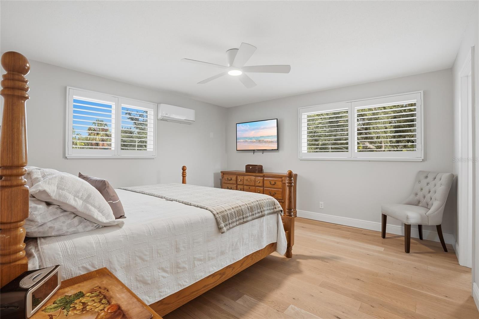 Image 21 of 34 For 7035 14th Street S