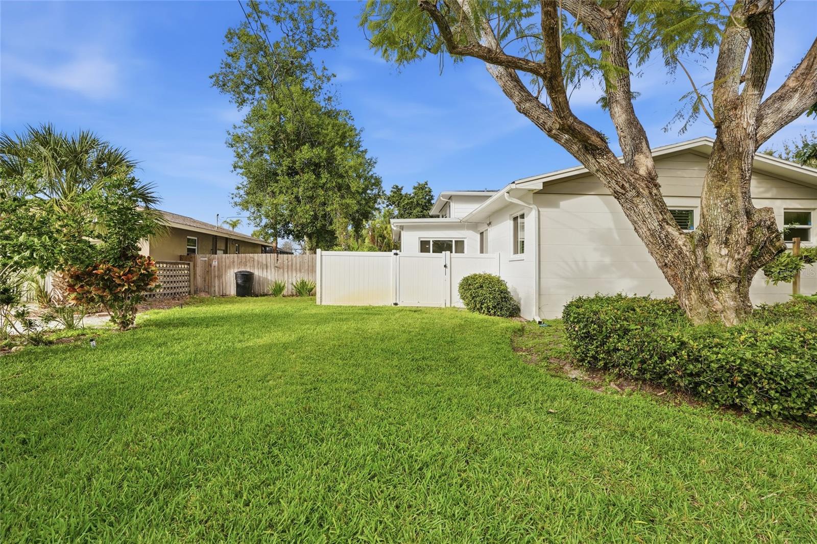 Image 28 of 34 For 7035 14th Street S