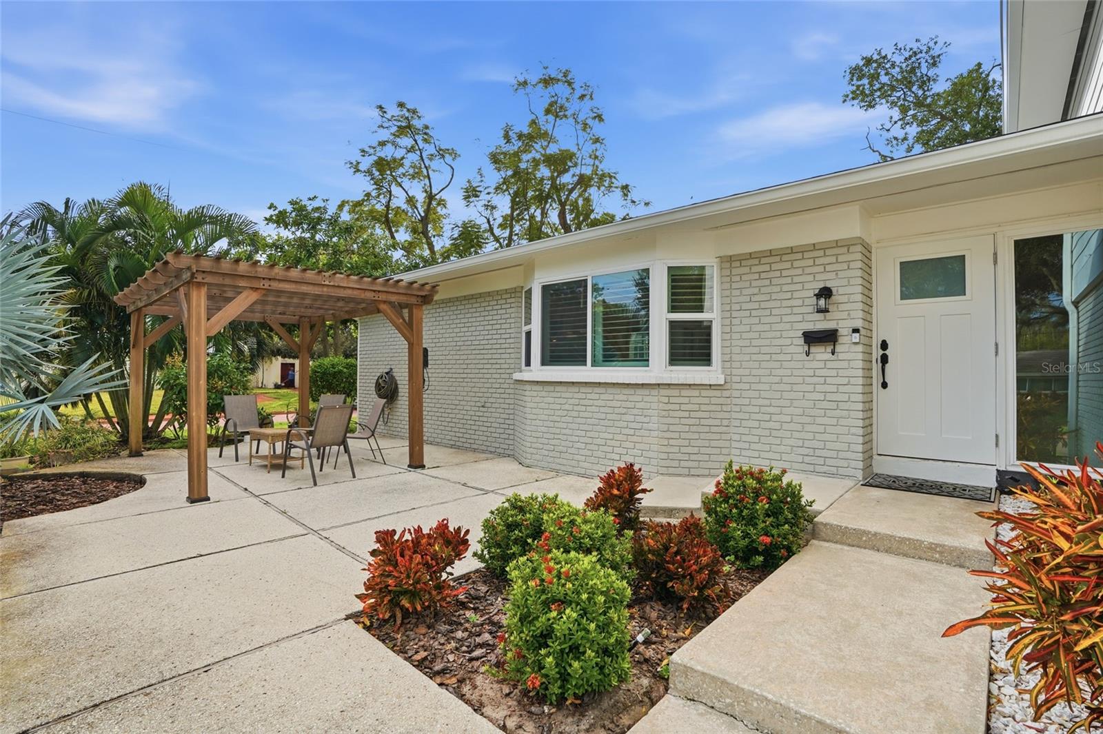 Image 8 of 34 For 7035 14th Street S