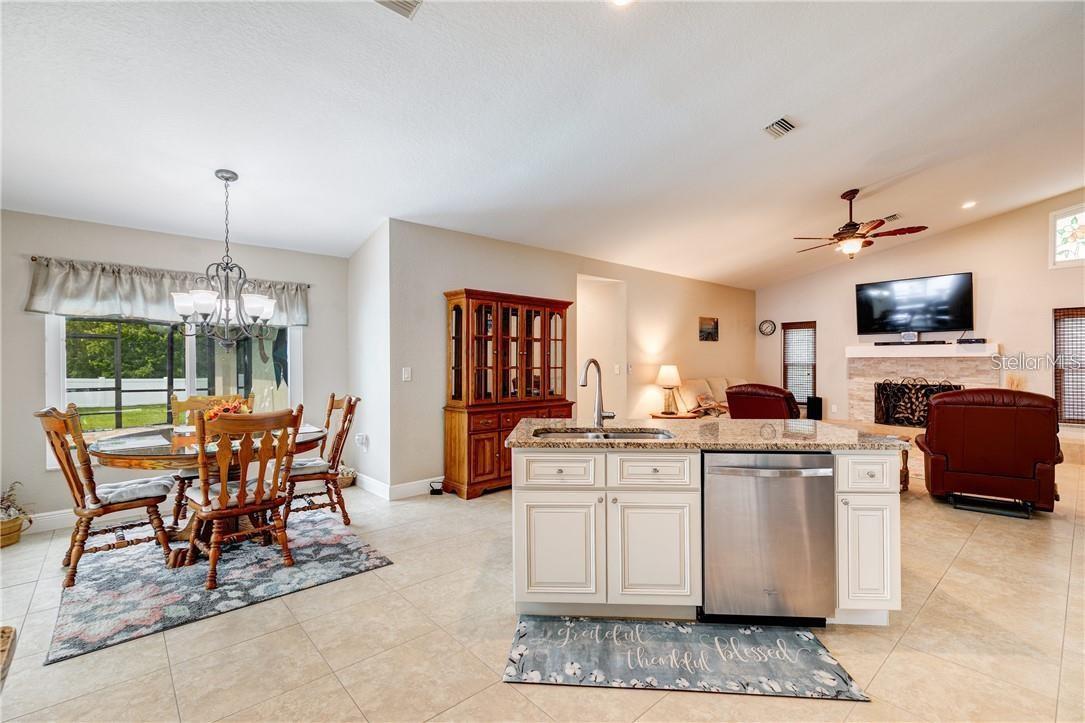 Image 6 of 30 For 2731 Quiet Hollow Court