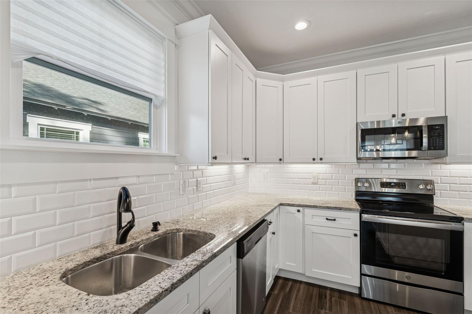 Image 12 of 28 For 6915 Central Avenue