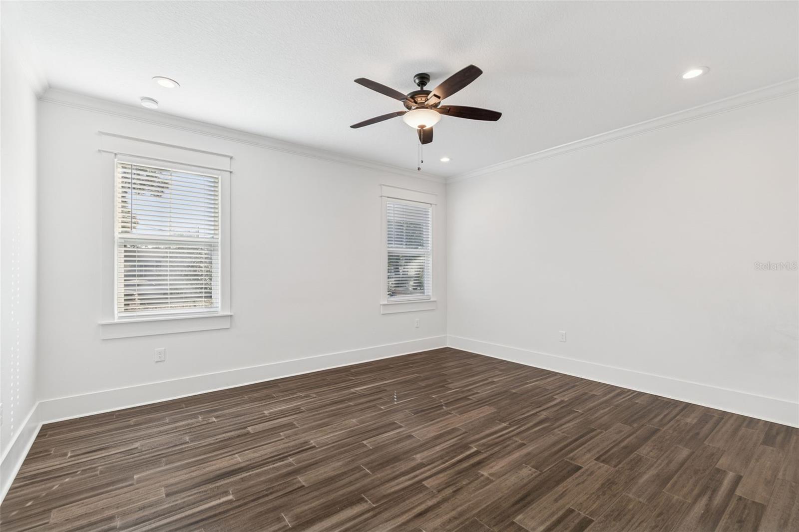 Image 17 of 28 For 6915 Central Avenue