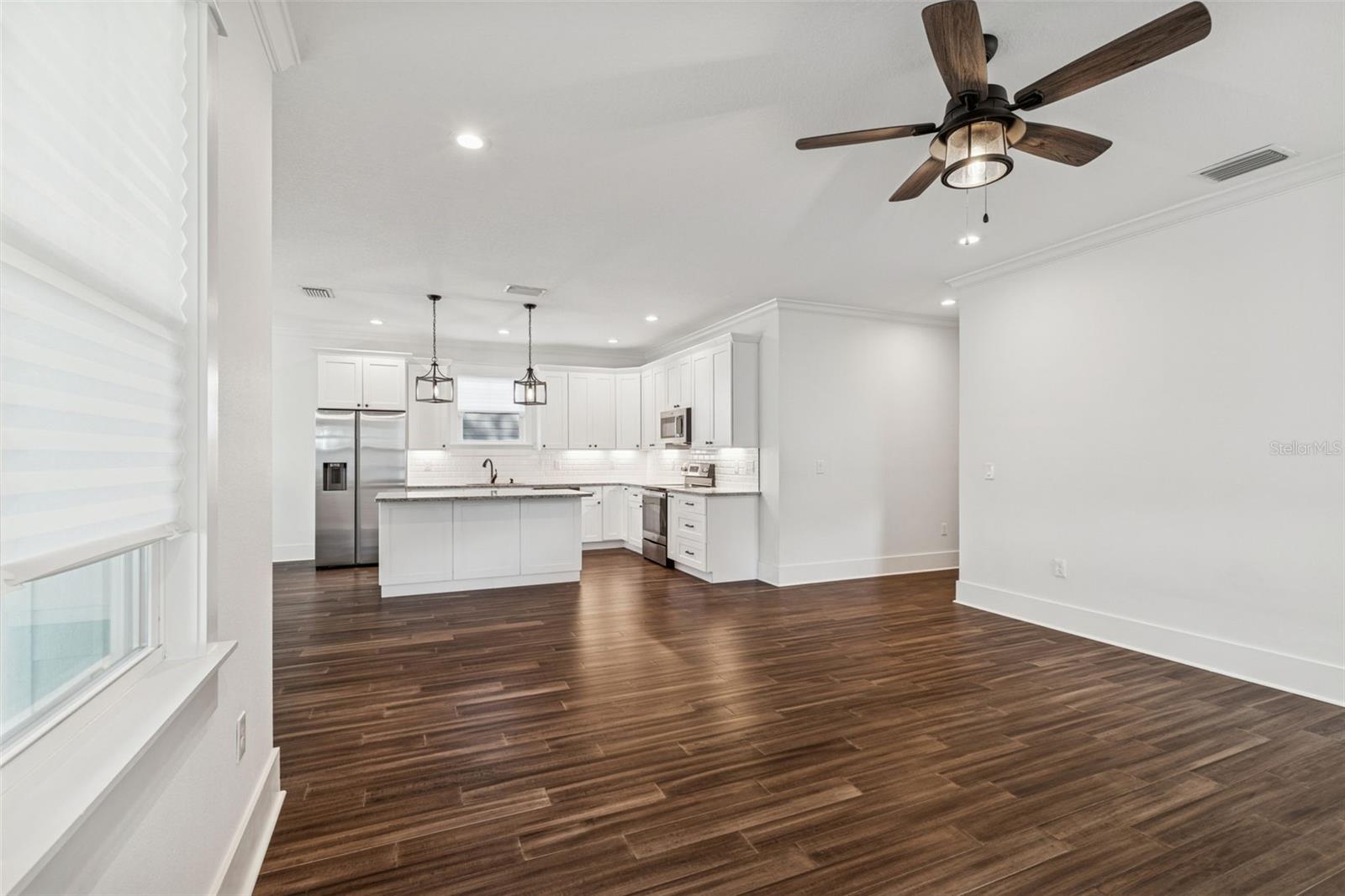 Image 8 of 28 For 6915 Central Avenue