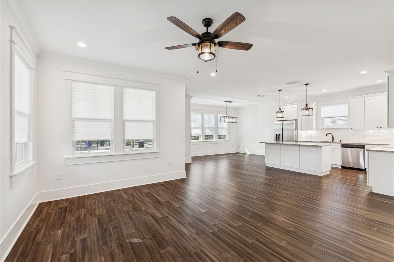 Image 9 of 28 For 6915 Central Avenue