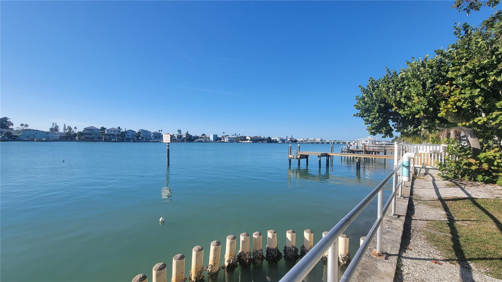 Image 5 of 6 For 445 90th Avenue