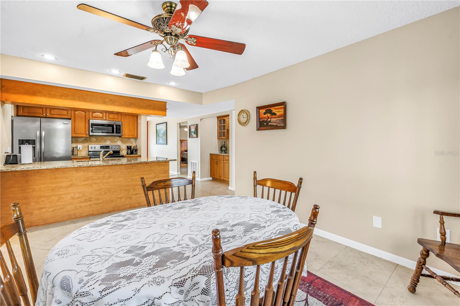 Image 11 of 26 For 5471 Palm Crest Court N