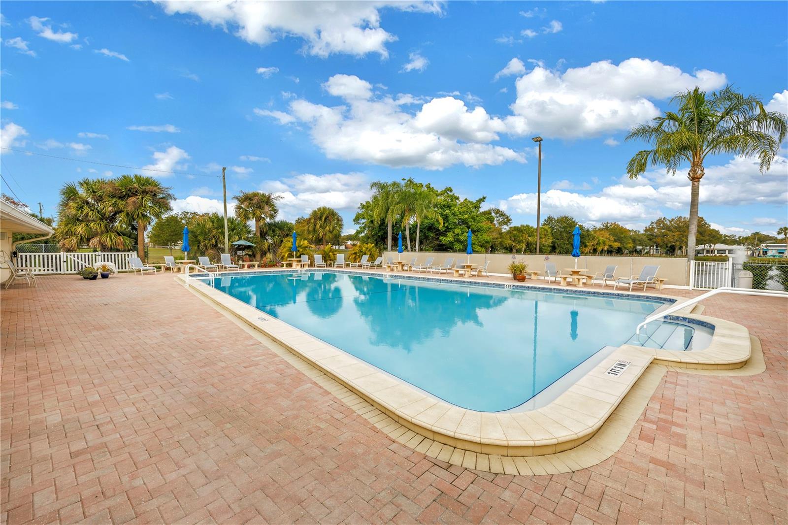 Image 26 of 26 For 5471 Palm Crest Court N