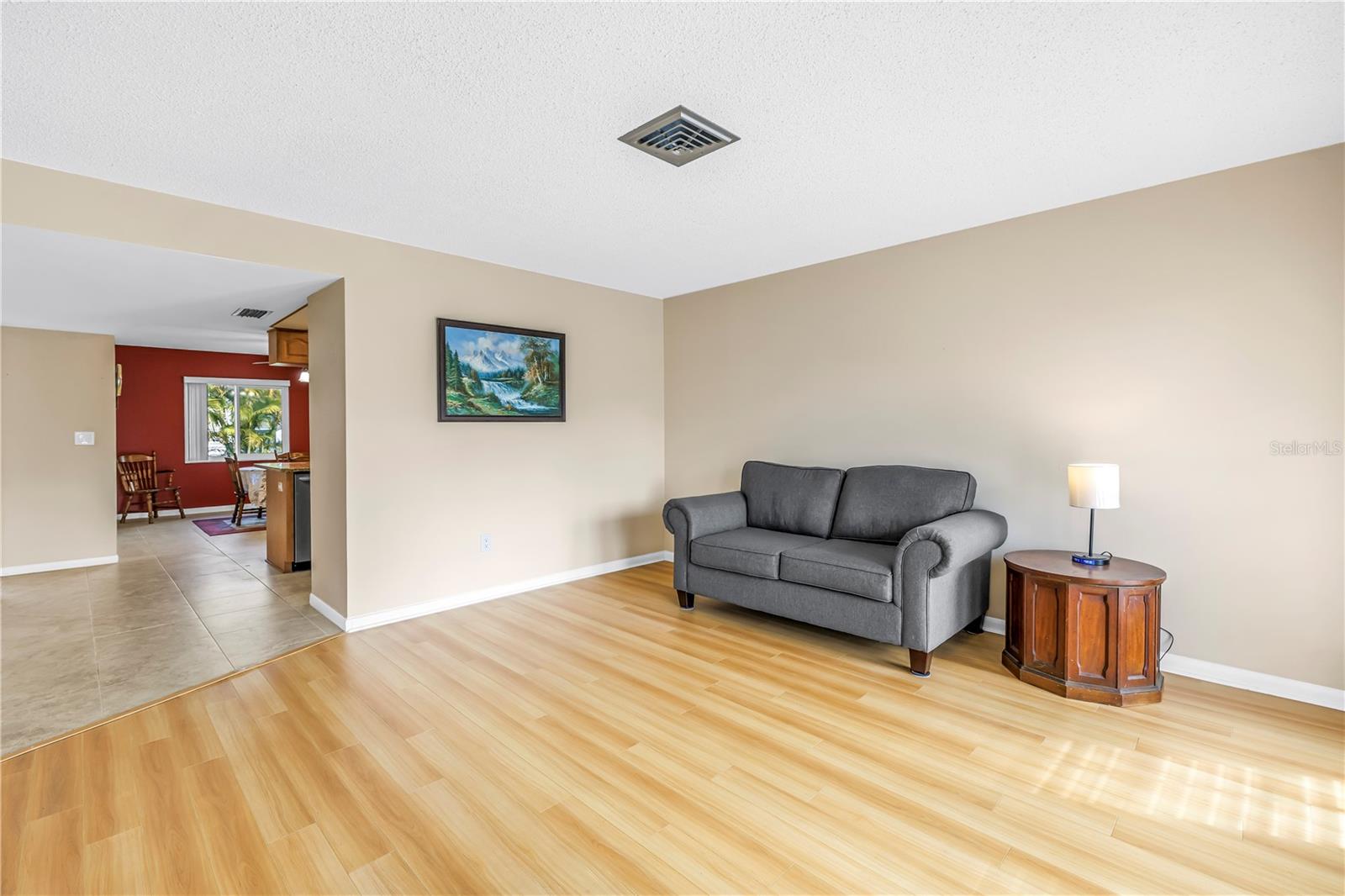 Image 8 of 26 For 5471 Palm Crest Court N