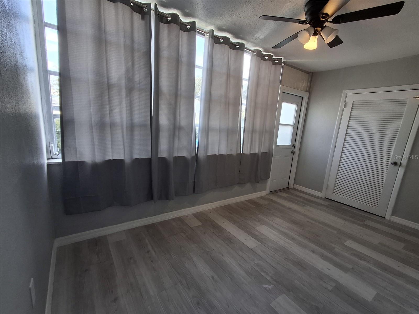 Image 16 of 18 For 955 51st Street N 107