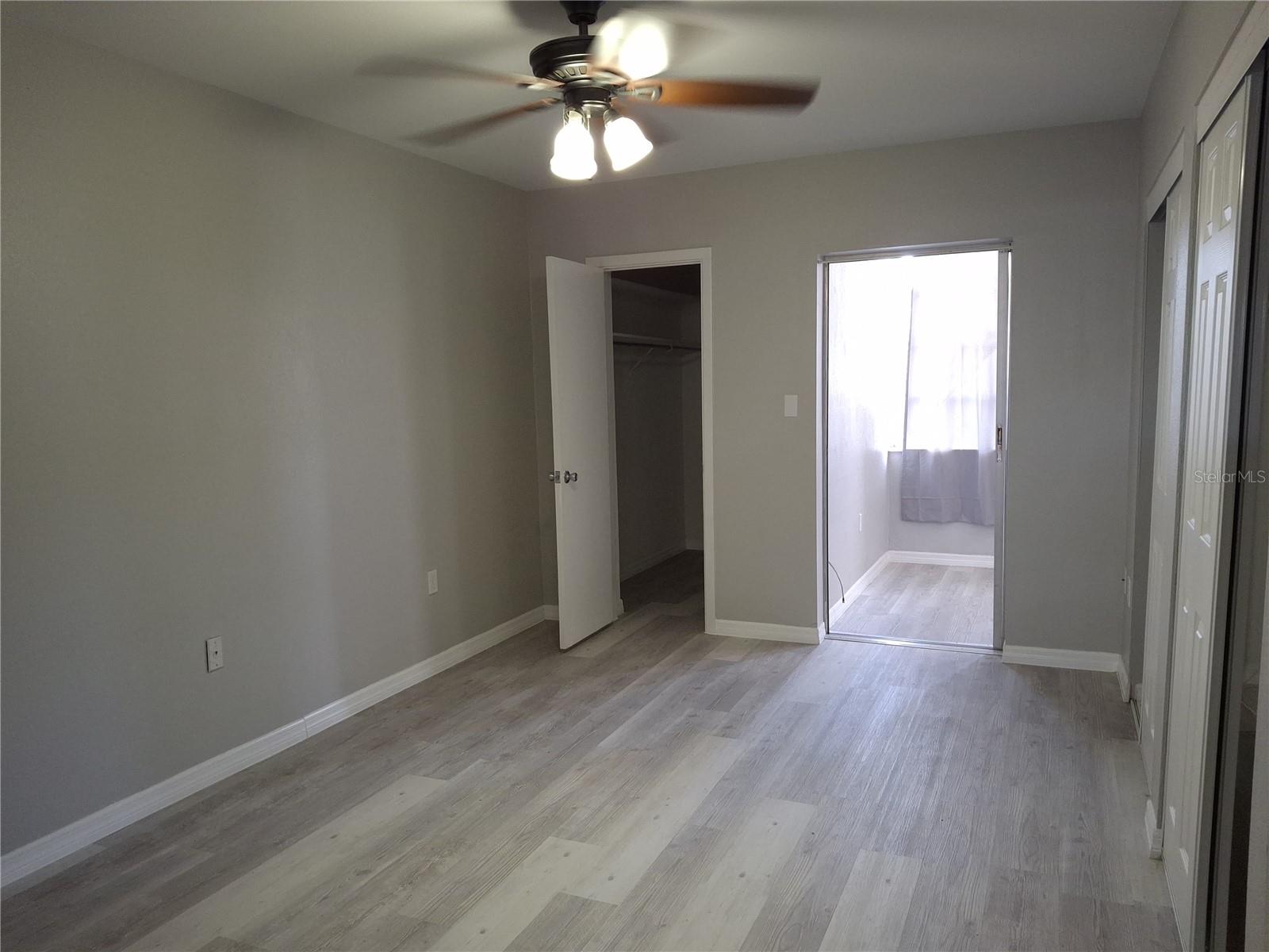 Image 8 of 18 For 955 51st Street N 107