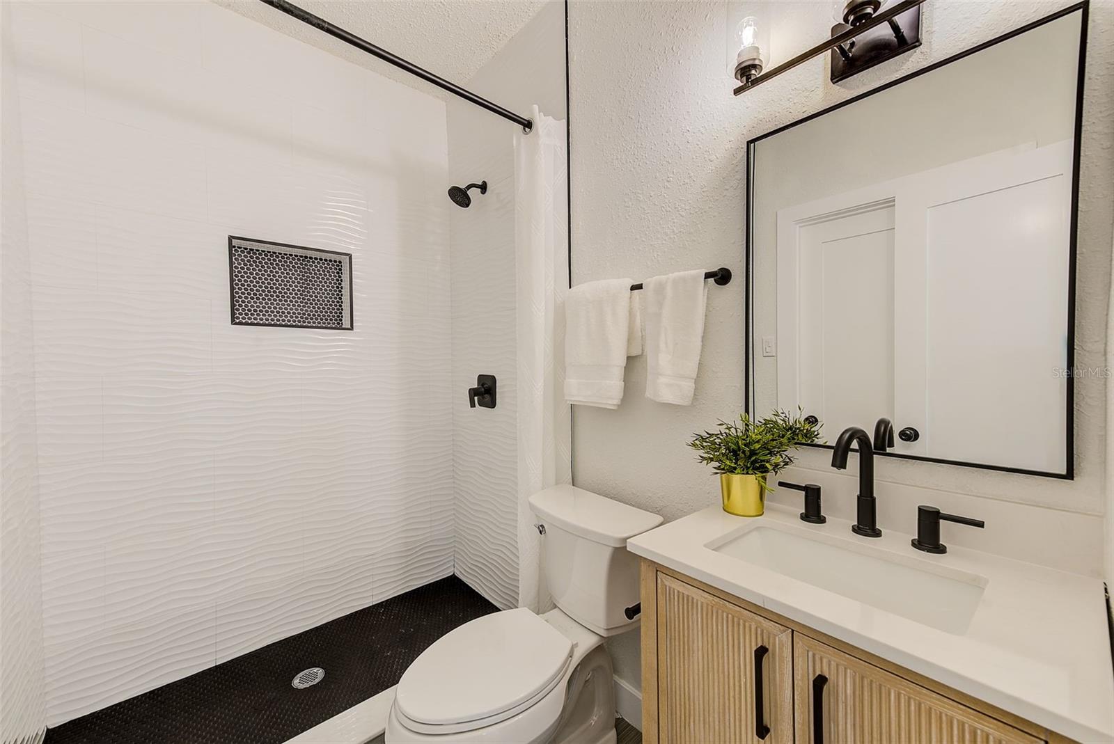 Image 17 of 38 For 3307 Morgan Street