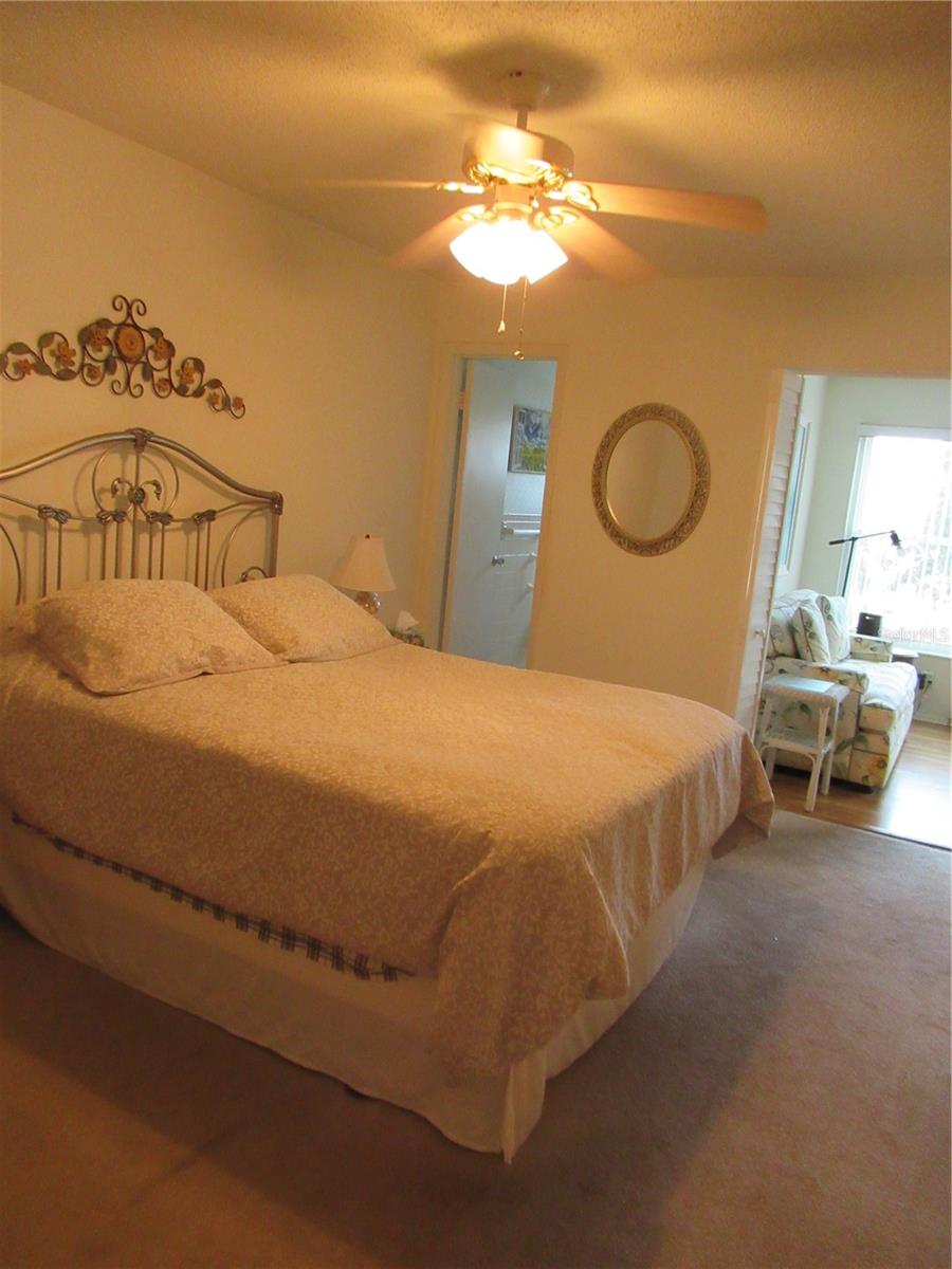 Image 17 of 32 For 2435 Sumatran Way 51