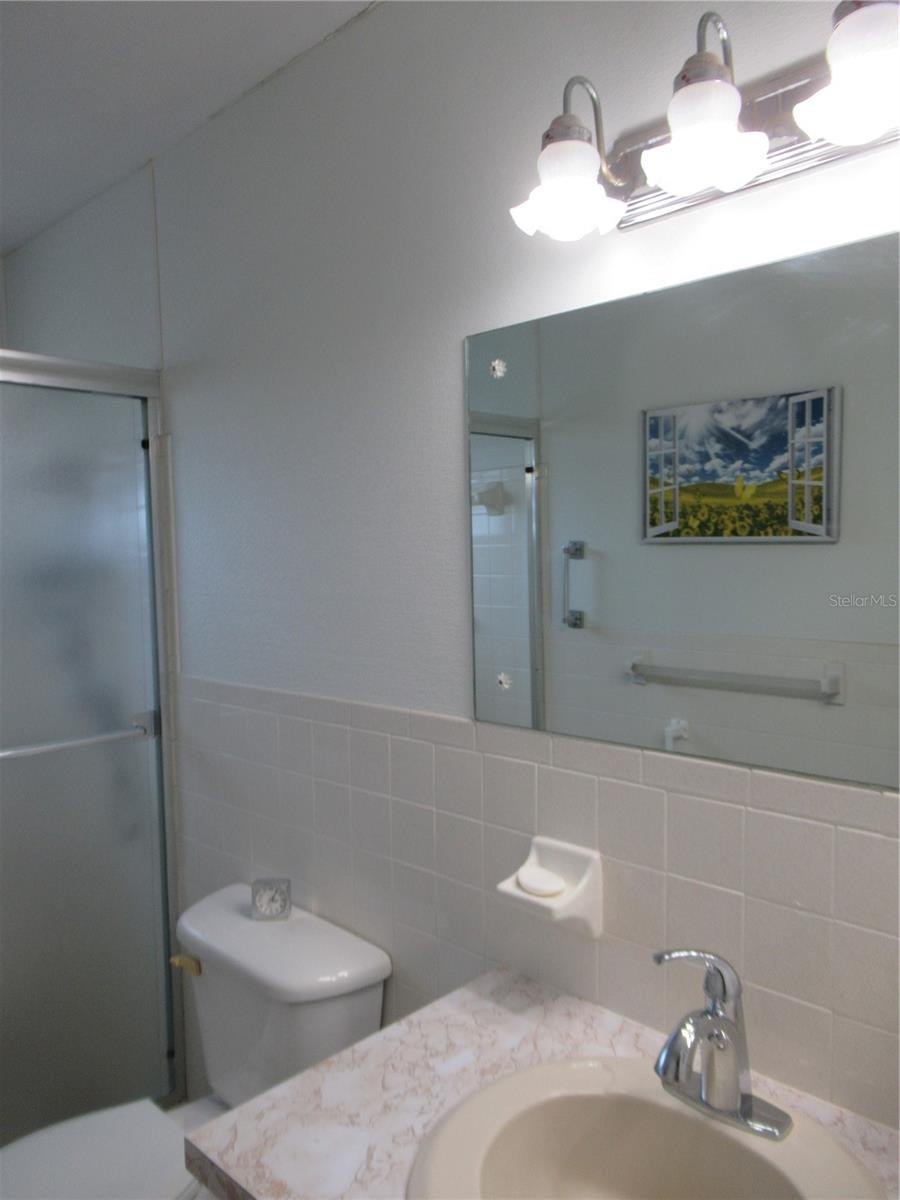 Image 21 of 32 For 2435 Sumatran Way 51