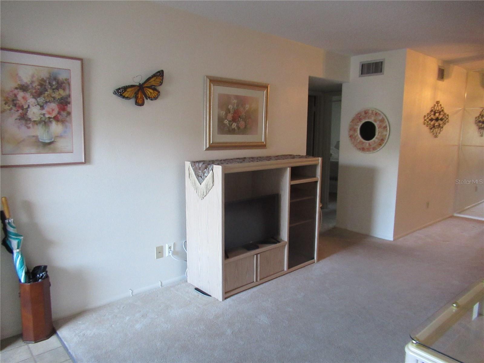 Image 7 of 32 For 2435 Sumatran Way 51