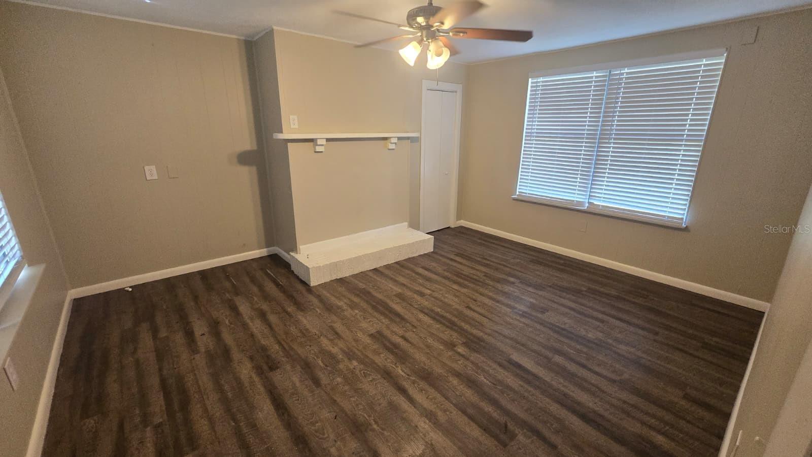 Image 10 of 12 For 4412 Seybold Avenue