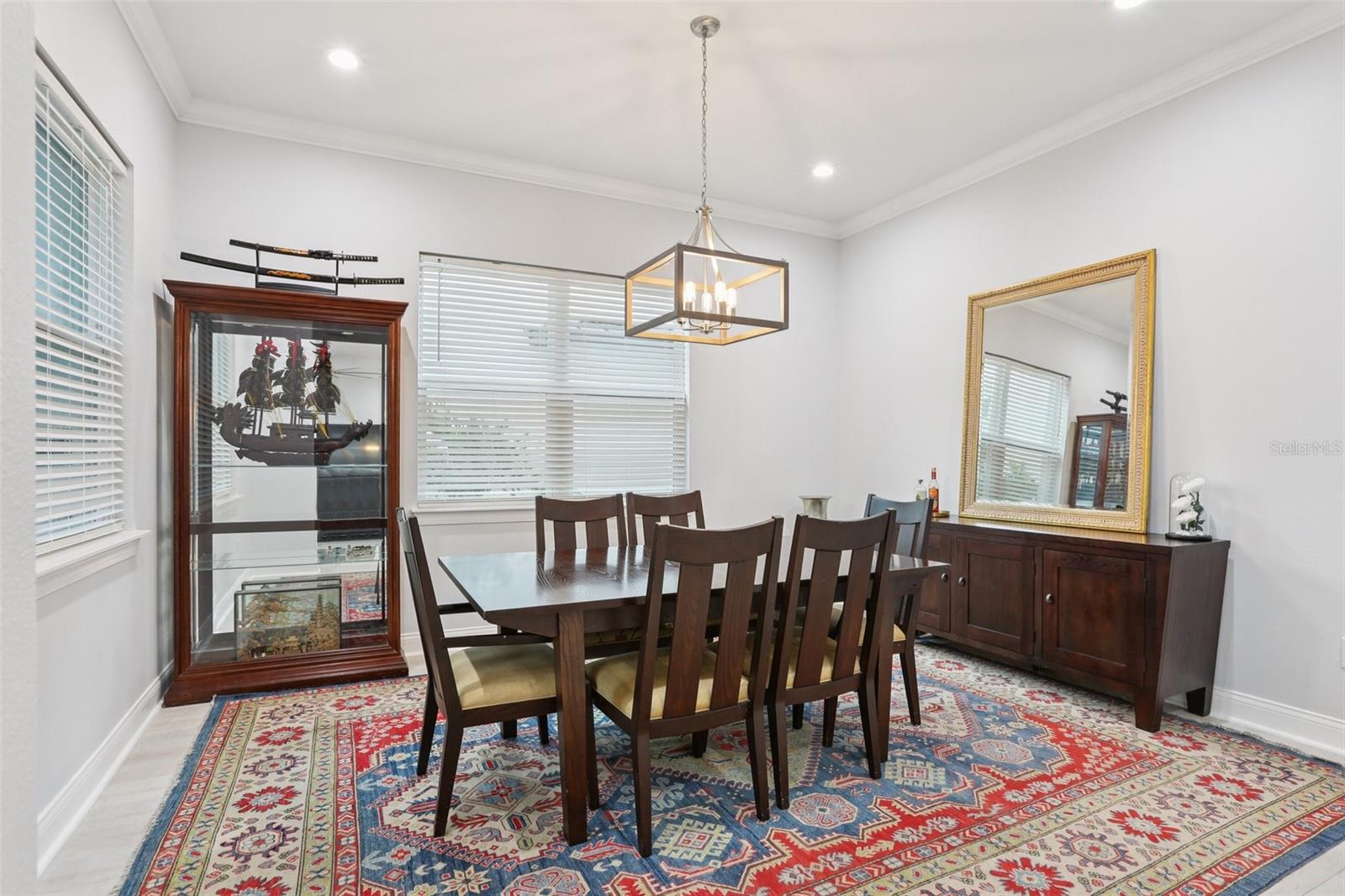 Image 22 of 79 For 714 Lois Avenue