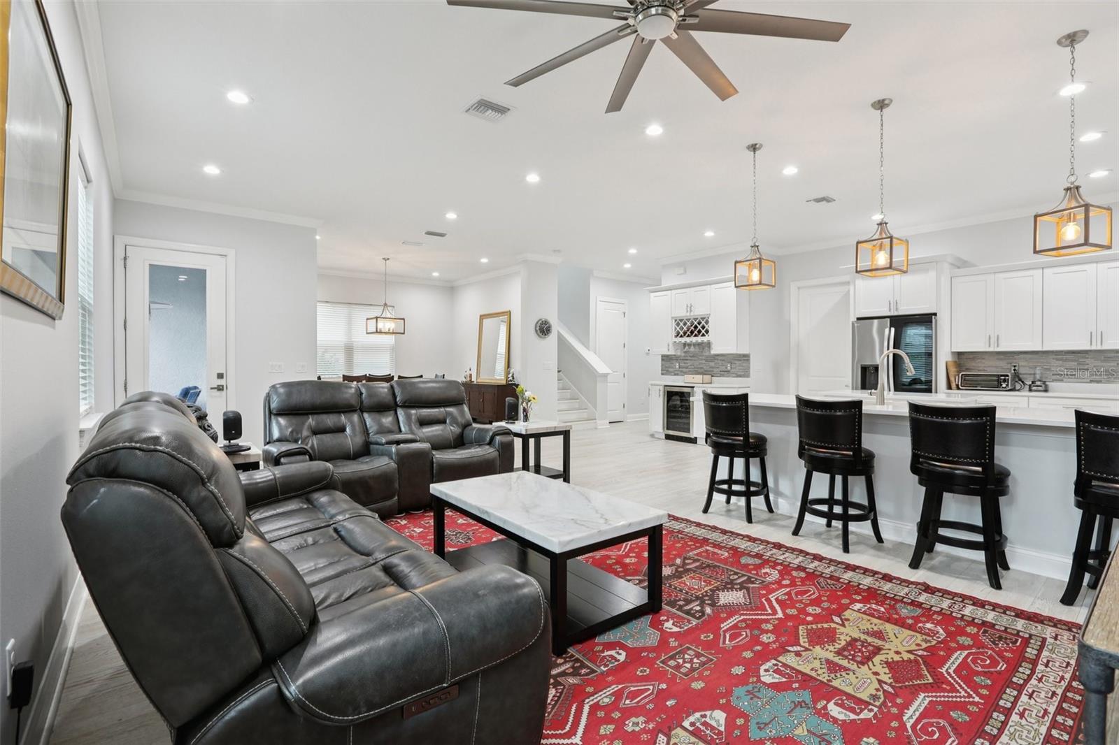 Image 26 of 79 For 714 Lois Avenue