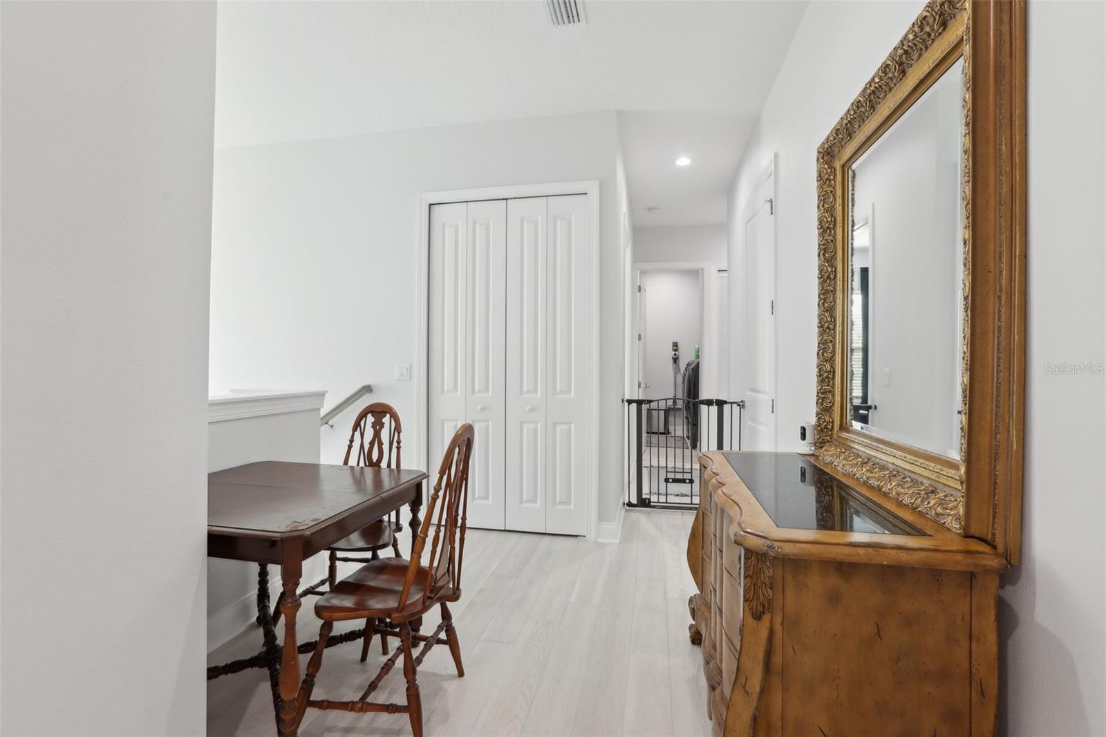 Image 30 of 79 For 714 Lois Avenue