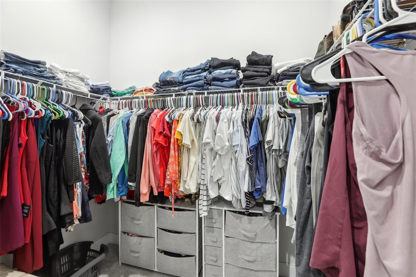 Image 39 of 79 For 714 Lois Avenue