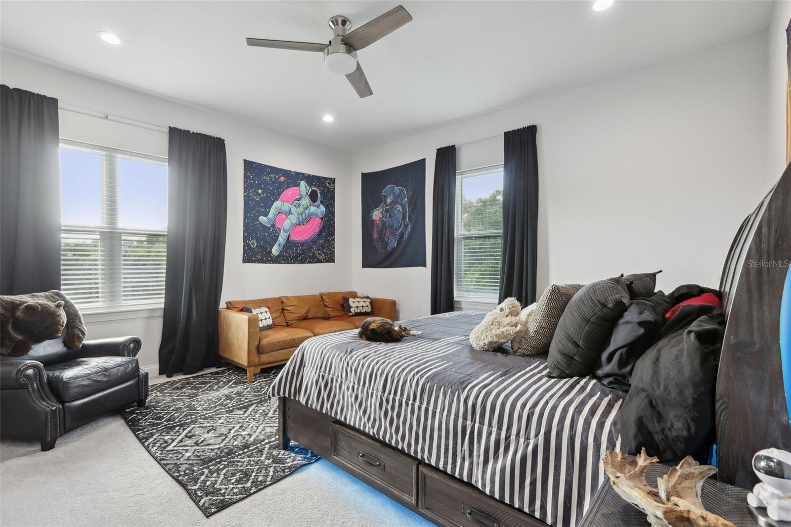 Image 51 of 79 For 714 Lois Avenue