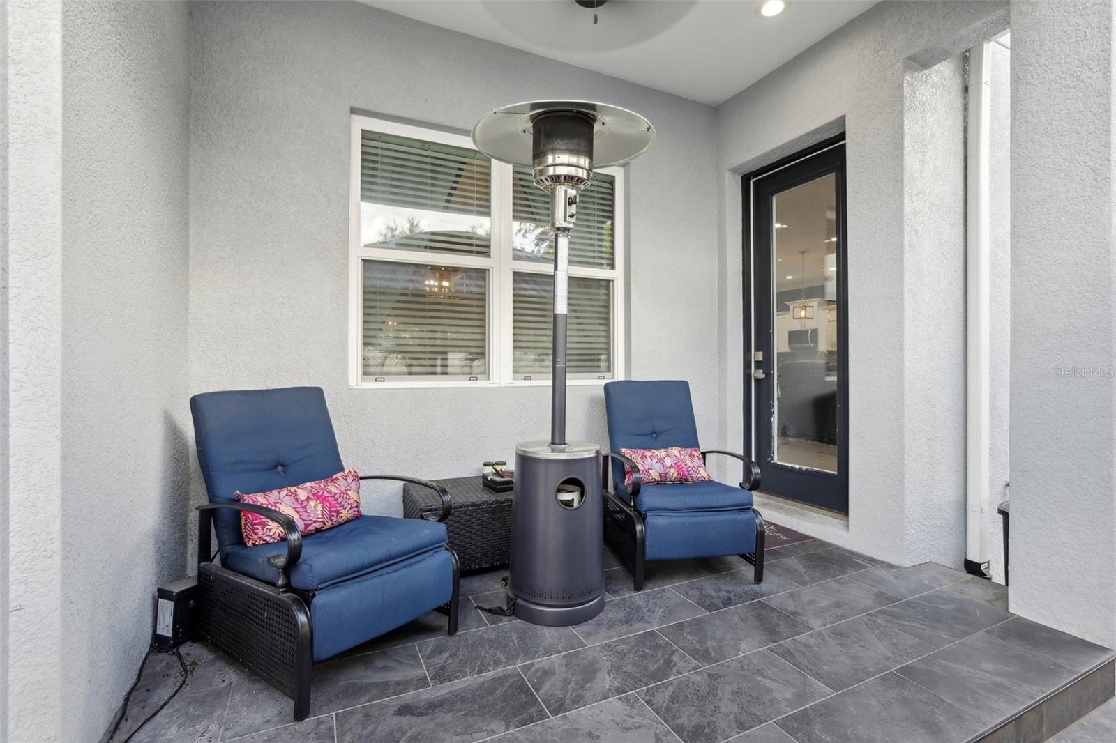 Image 64 of 79 For 714 Lois Avenue