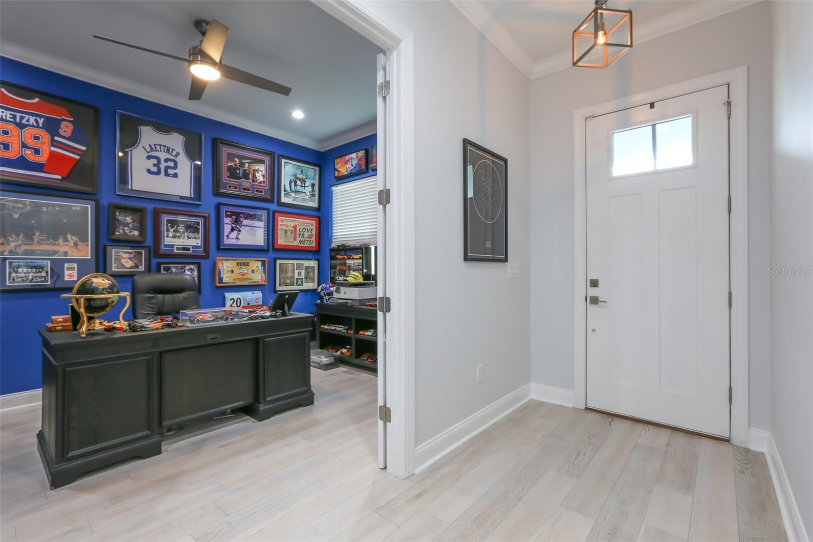 Image 9 of 79 For 714 Lois Avenue