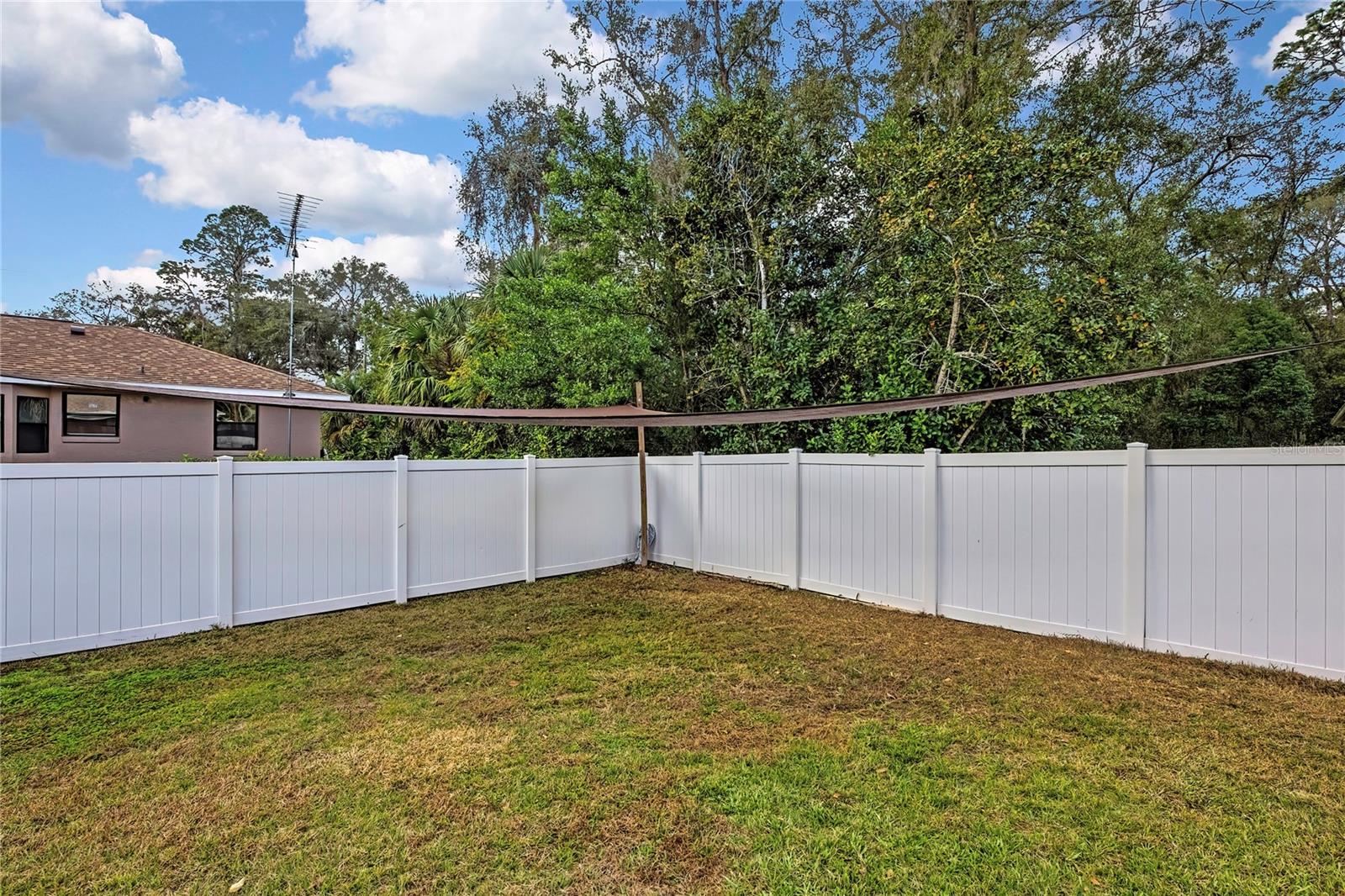 Image 29 of 40 For 103 Daisy Lane