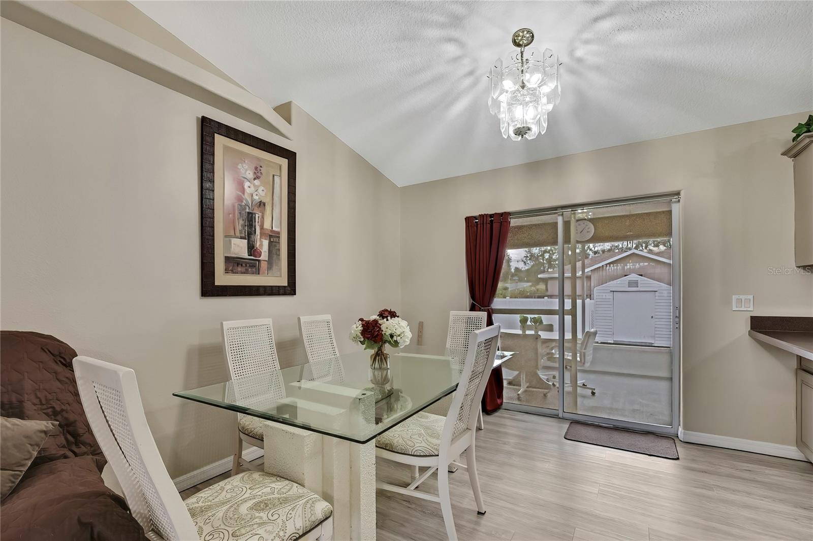 Image 9 of 40 For 103 Daisy Lane