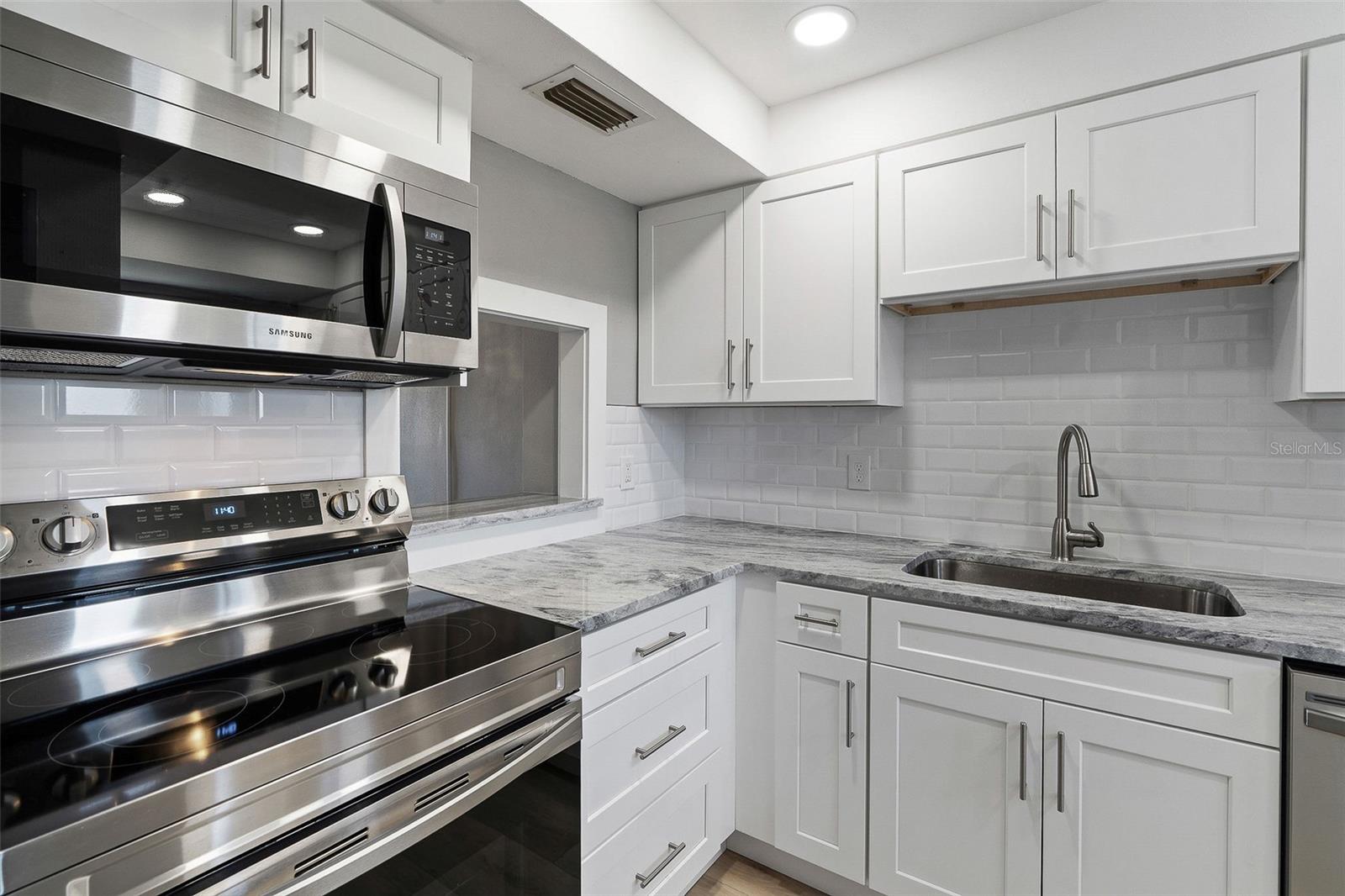 Image 8 of 36 For 1 Boca Ciega Point Boulevard 113