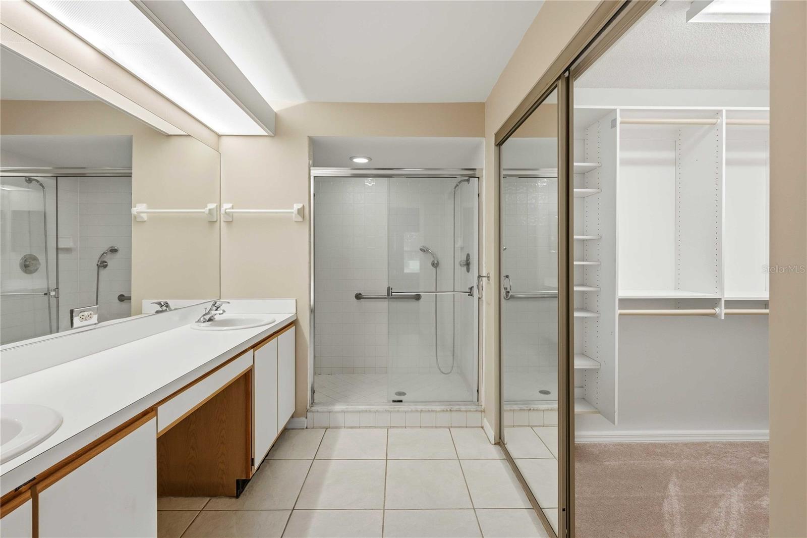 Image 17 of 32 For 5205 Lochmead Terrace