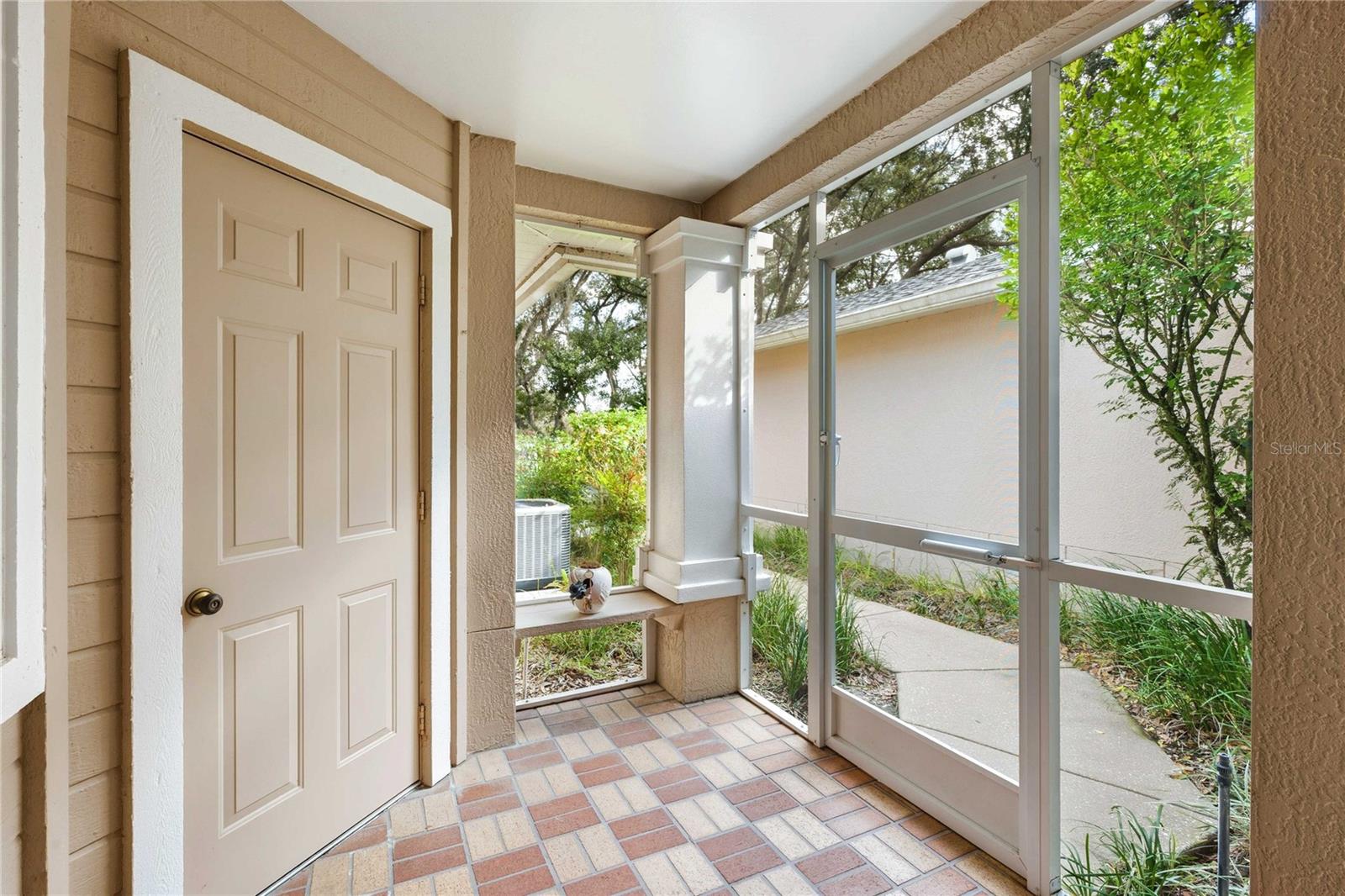 Image 5 of 32 For 5205 Lochmead Terrace